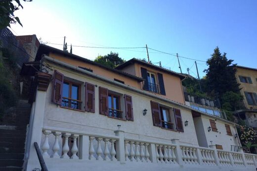 Expertise de structure suite à des fissures sur une façade d&#8217;une villa à Menton Alpes Maritimes 06