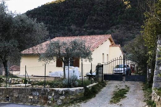 Maître d’œuvre en architecture pour la consultation des entreprises et le suivi de chantier de la réhabilitation et l’extension d’une maison individuelle de plain-pied à Breil-sur-Roya