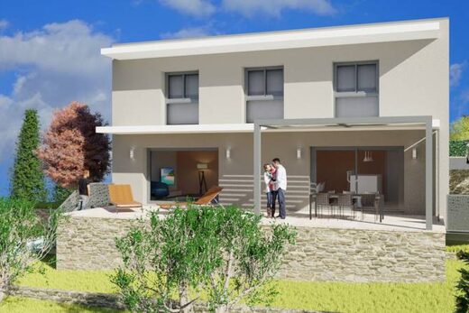 Villa moderne bioclimatique avec un étage et toit plat, une grande terrasse et une piscine à Castellar (Alpes Maritimes 06)