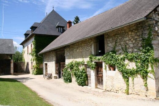 Rehabiliter&#x20;une&#x20;maison&#x20;de&#x20;campagne&#x20;proche&#x20;de&#x20;Menton&#x20;gr&#x00E2;ce&#x20;&#x00E0;&#x20;un&#x20;maitre&#x20;d&amp;&#x23;8217&#x3B;&#x0153;uvre