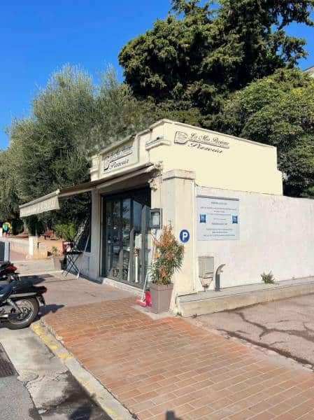Dossier&#x20;d&amp;&#x23;8217&#x3B;autorisation&#x20;pr&#x00E9;alable&#x20;de&#x20;changement&#x20;d&amp;&#x23;8217&#x3B;enseigne&#x20;pour&#x20;un&#x20;restaurant&#x20;&#x00E0;&#x20;Menton&#x20;Alpes-Maritimes&#x20;06